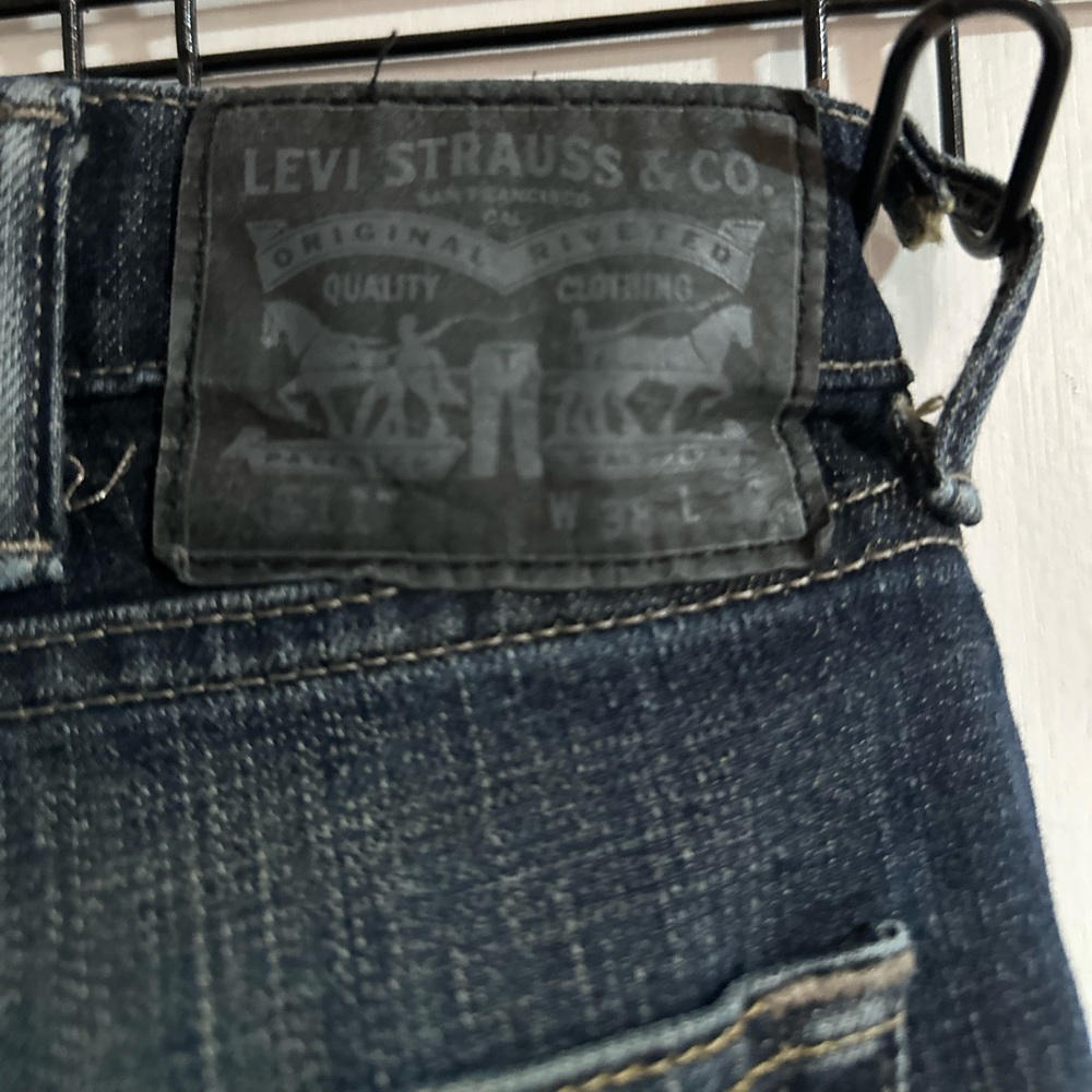 Levi’s dark 38x32